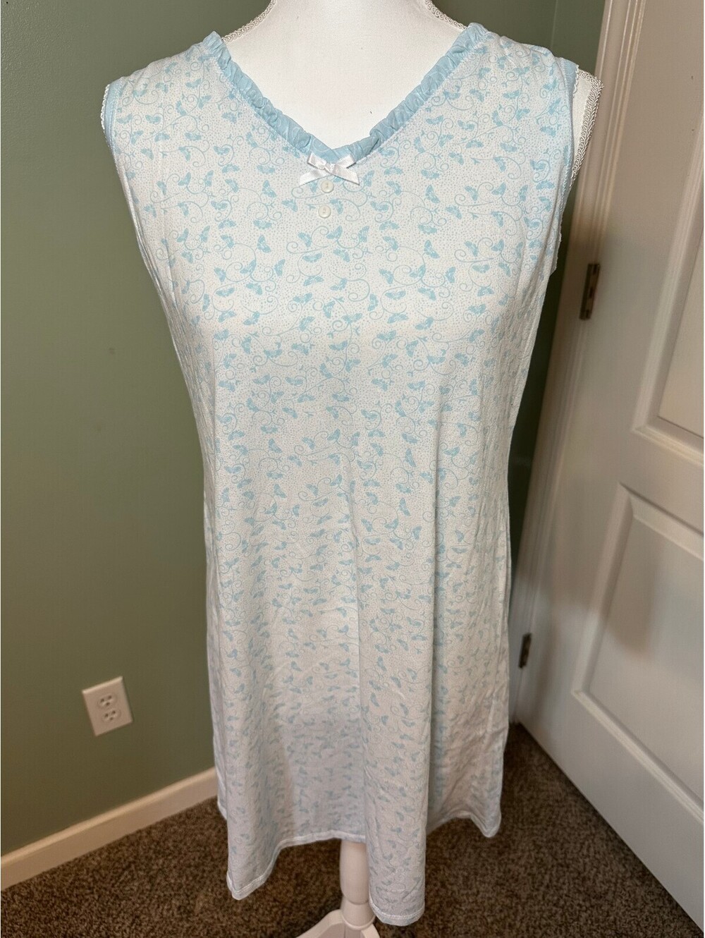 NWT Aria Sleeveless Whimsy Cottagecore Nightshirt Size Small